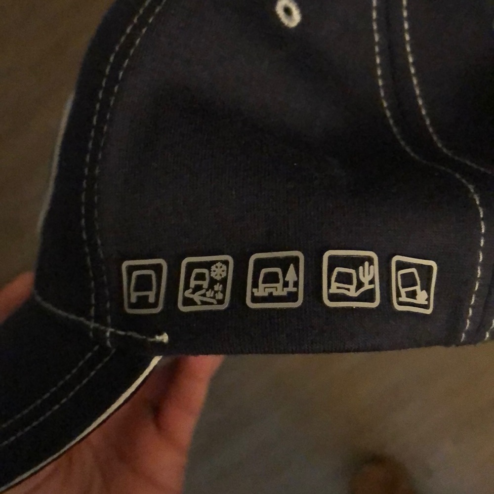 Land Rover hat - Picture 2 of 5